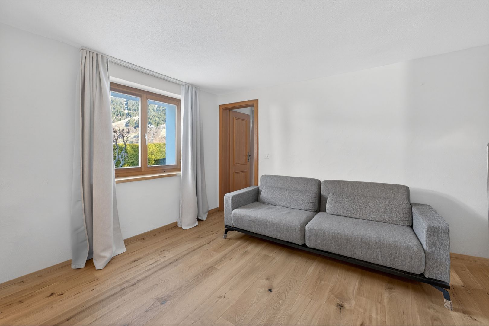 Gemütliche Zweitwohnung mit Blick auf Gotschna und Madrisa - Bild 5
