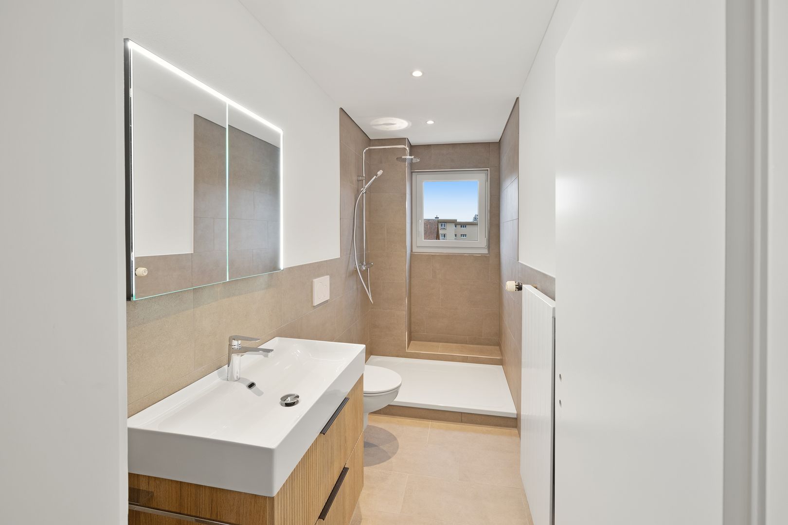 Renovierte 4-Zimmer-Wohnung an zentraler und ruhiger Lage - Bild 5