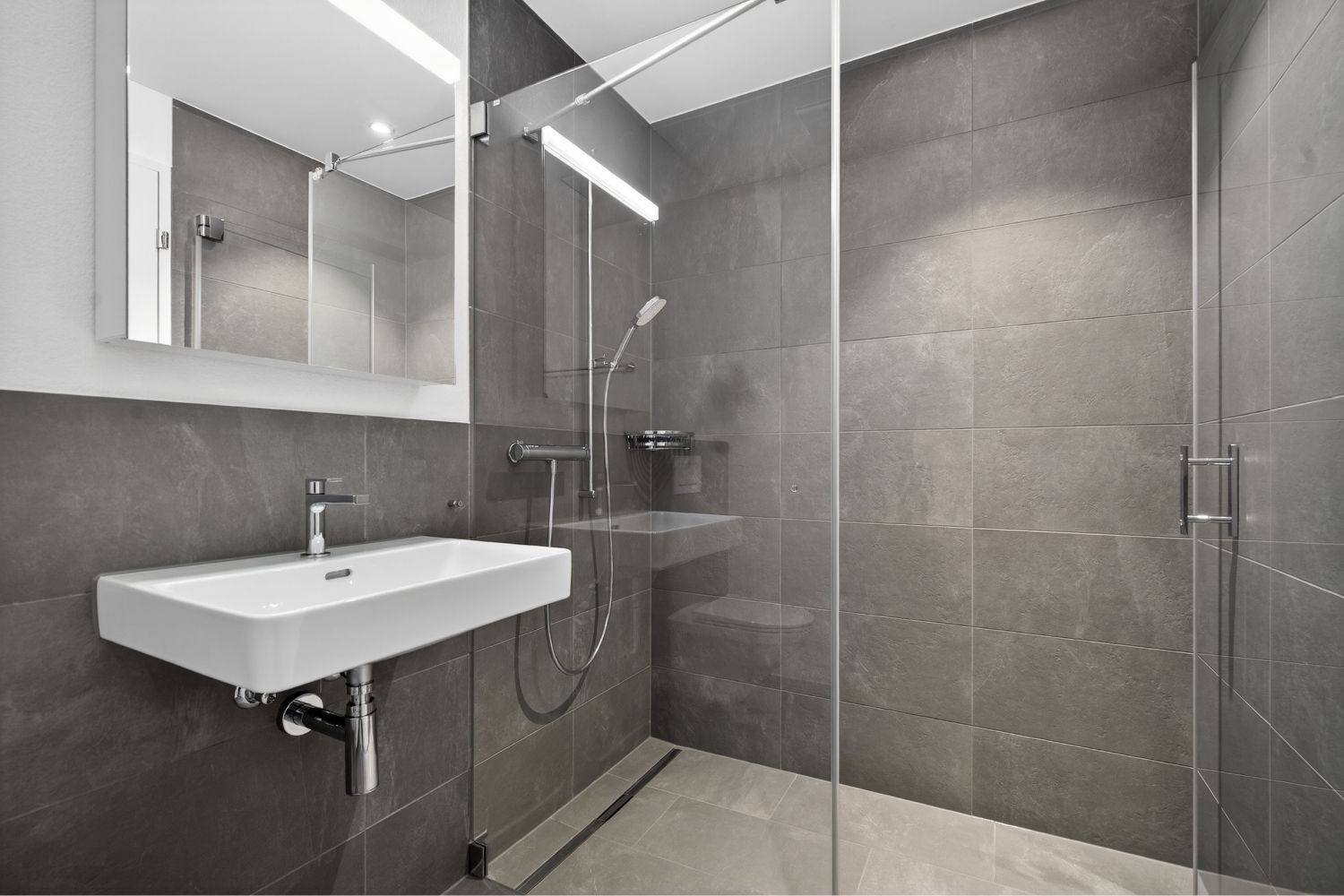 Hochwertige Neubauwohnung an ruhiger und zentraler Lage - Bild 6