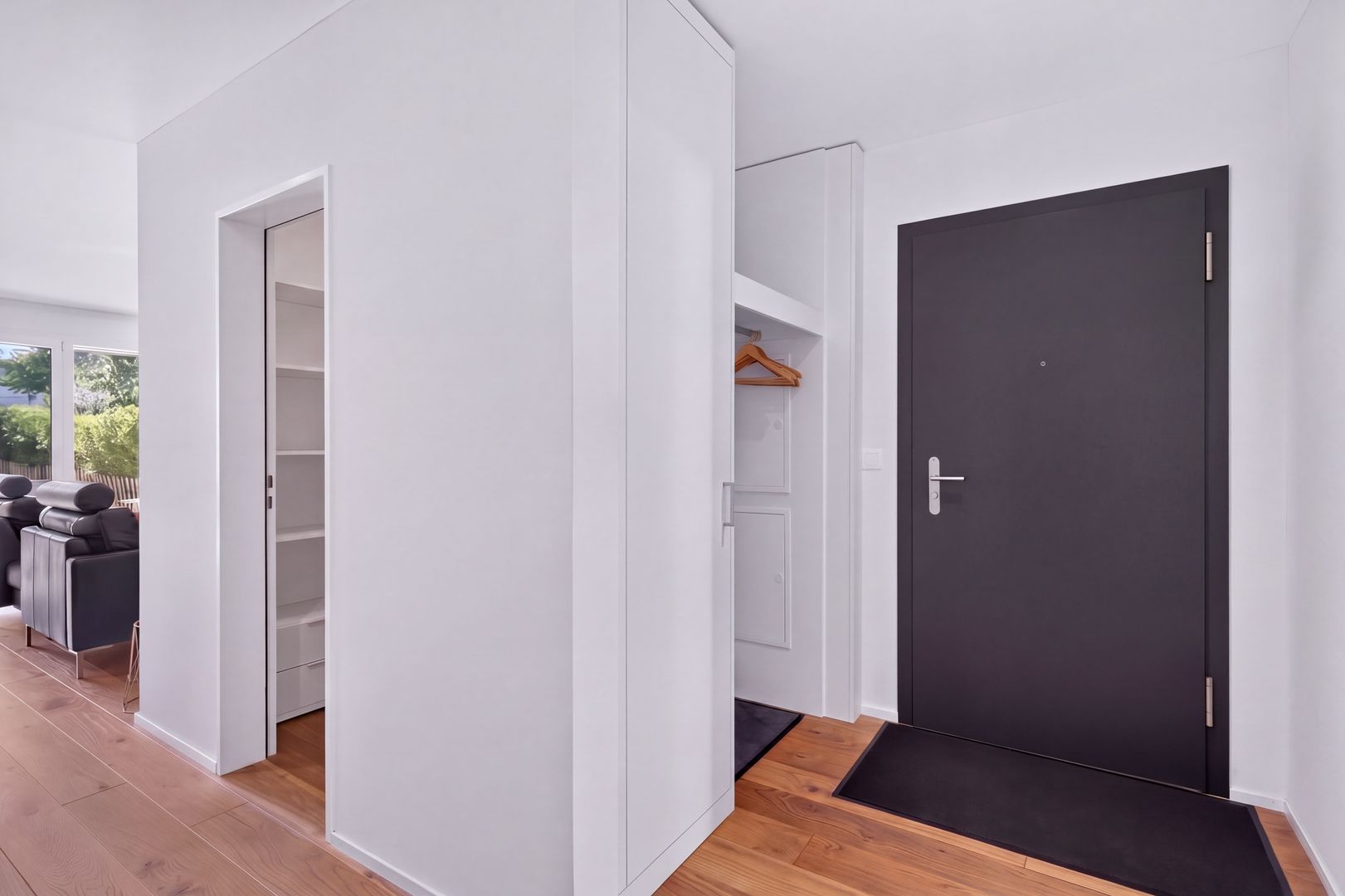 Moderne Erdgeschosswohnung mit privatem Gartenanteil an ruhiger Lage - Bild 7
