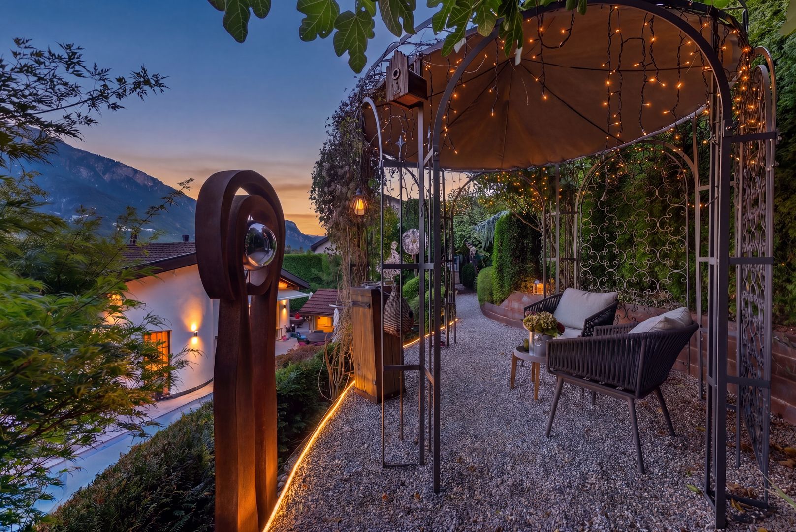 «Casa Bella» mit viel Liebe zum Detail, mit beheiztem Pool und gehobener Ausstattung - Bild 2
