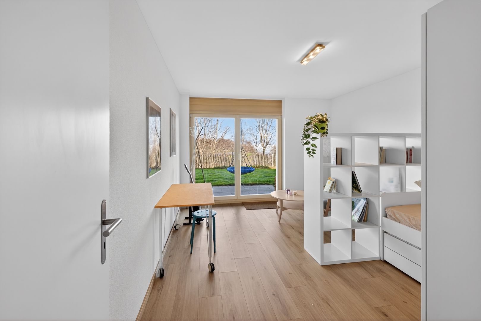 Neuwertiges Einfamilienhaus mit Seesicht - Bild 13