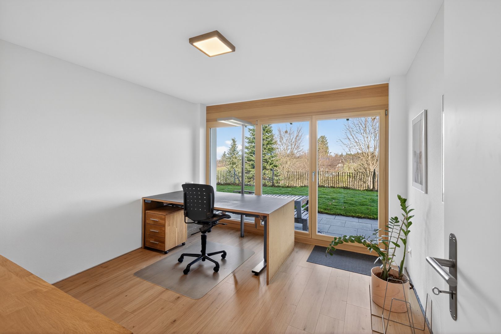 Neuwertiges Einfamilienhaus mit Seesicht - Bild 12