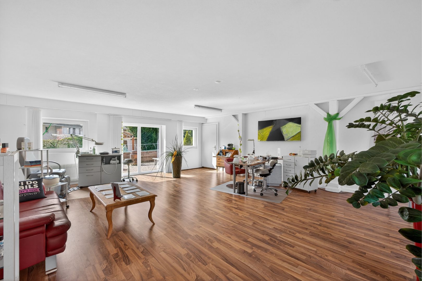 Ein Zuhause mit Herz und Perspektive: flexible Nutzung, Ausbaupotenzial und grosser Garten - Bild 9