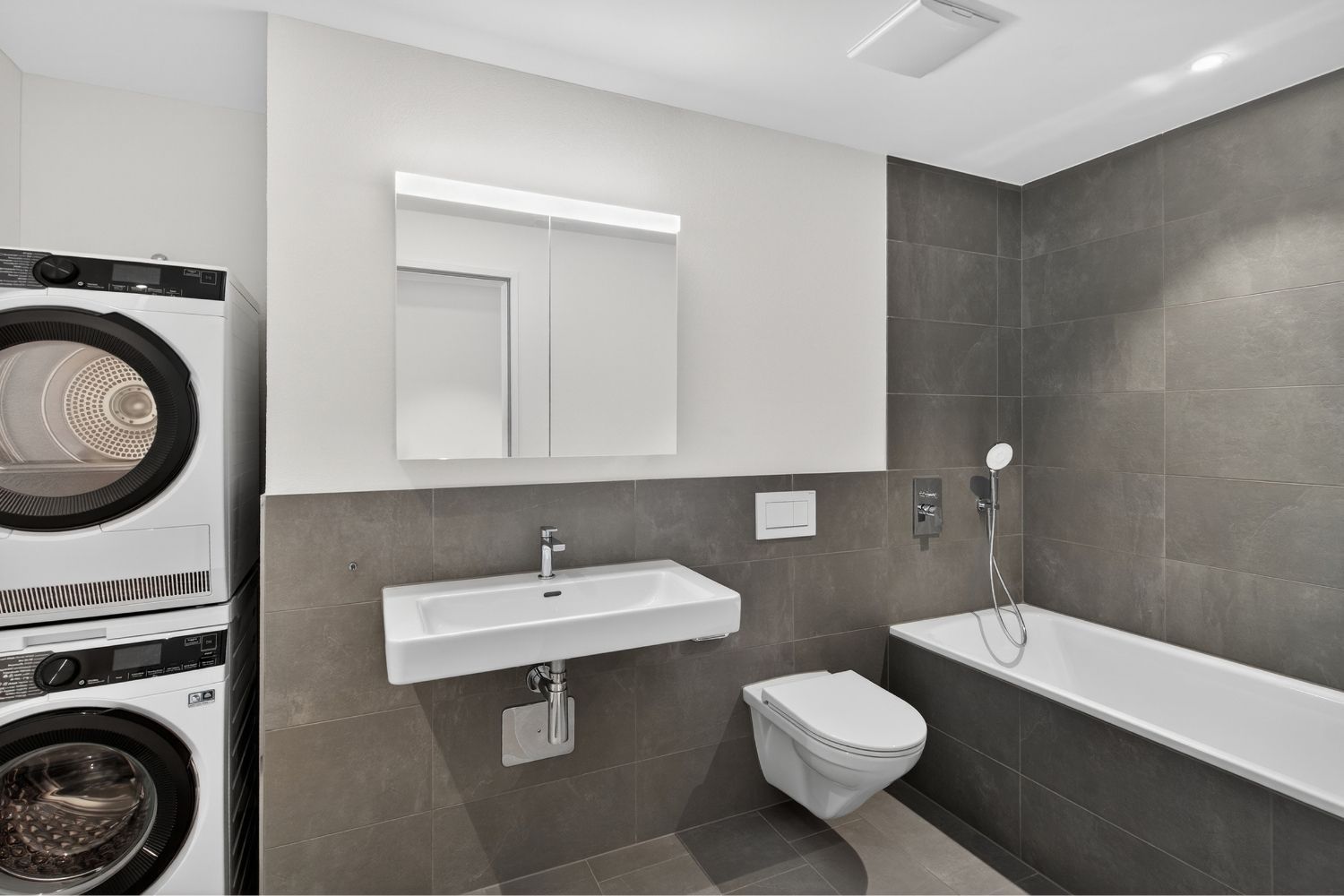 Hochwertige Neubauwohnung an ruhiger und zentraler Lage - Bild 9