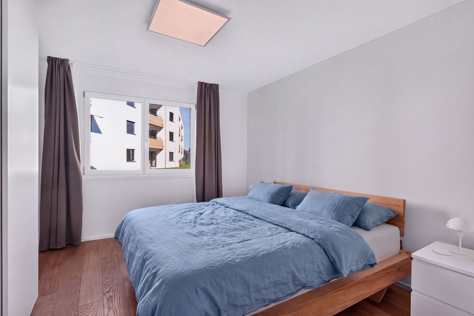 Moderne Erdgeschosswohnung mit privatem Gartenanteil an ruhiger Lage - Bild 5