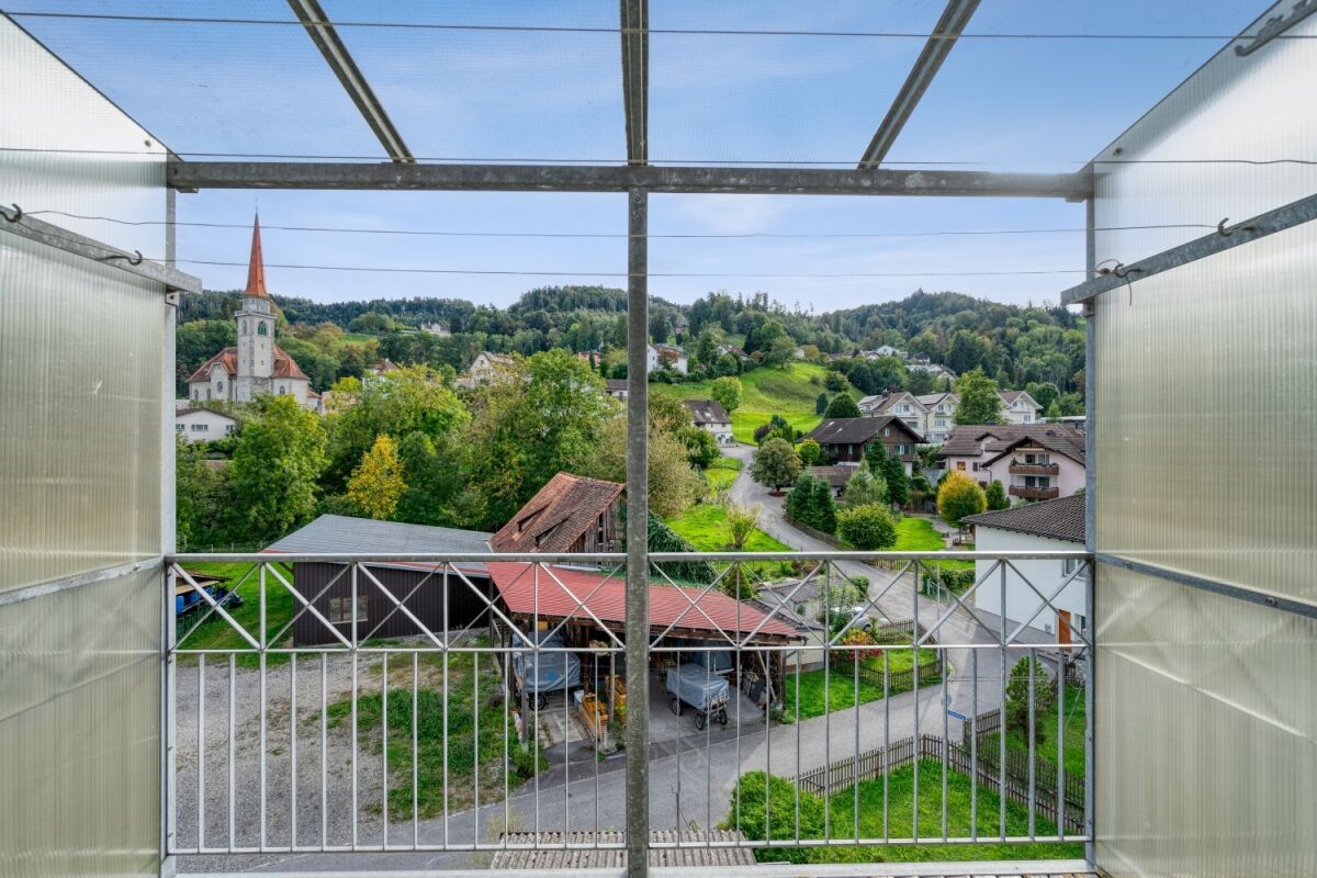 Renovierte 4-Zimmer-Wohnung an zentraler und ruhiger Lage - Bild 11